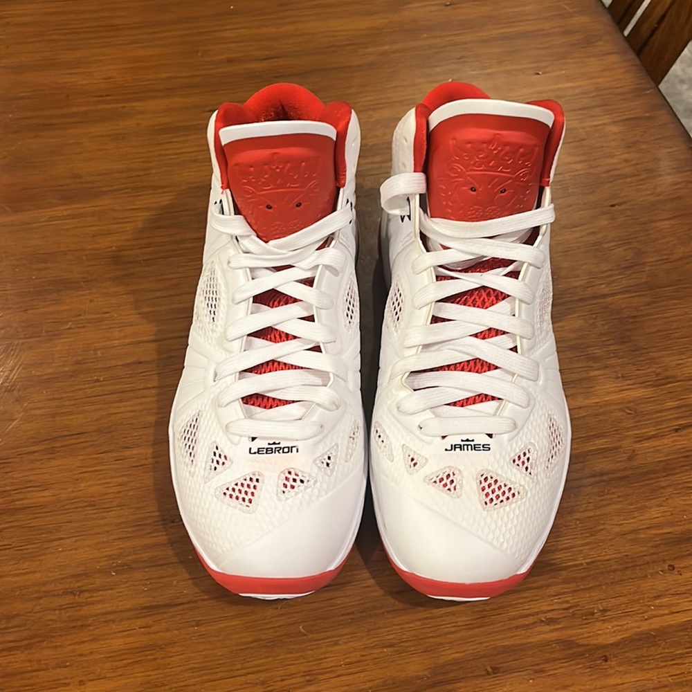 Nike Lebron 8 P.S. Shoes Sneakers 441946 100 white red Mens Size 7.5 - Picture 6 of 16